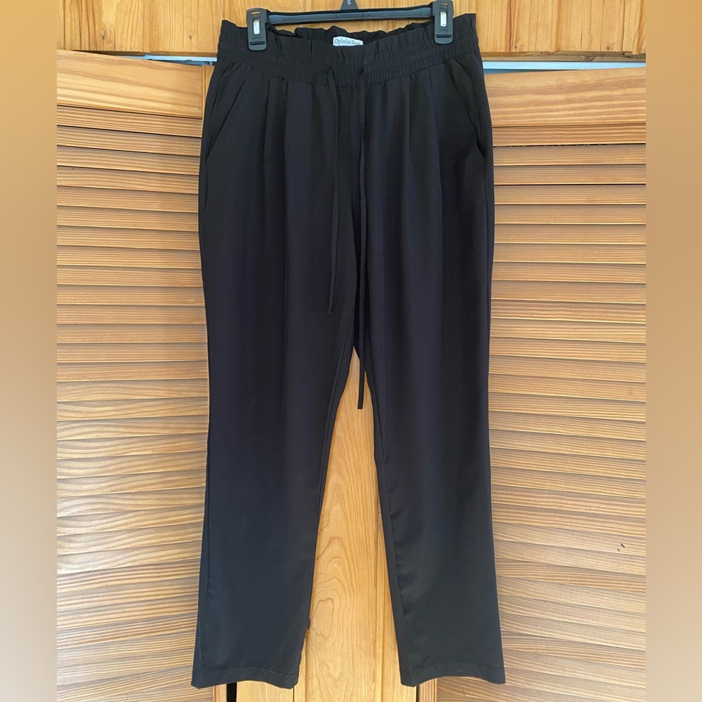 Women’s black trousers